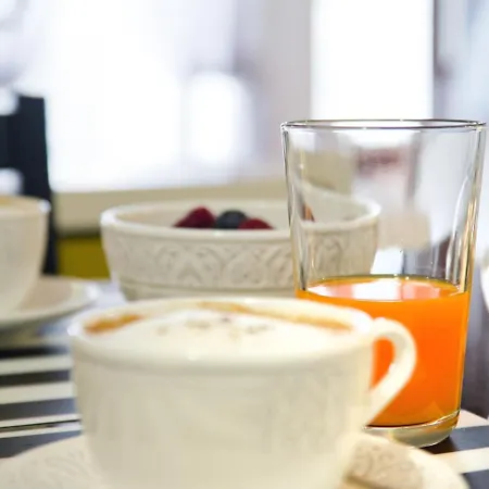 Inicia Casas Reales サンティアゴ・デ・コンポステーラ