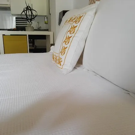 Inicia Casas Reales サンティアゴ・デ・コンポステーラ