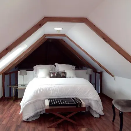 Apartament Inicia Casas Reales *